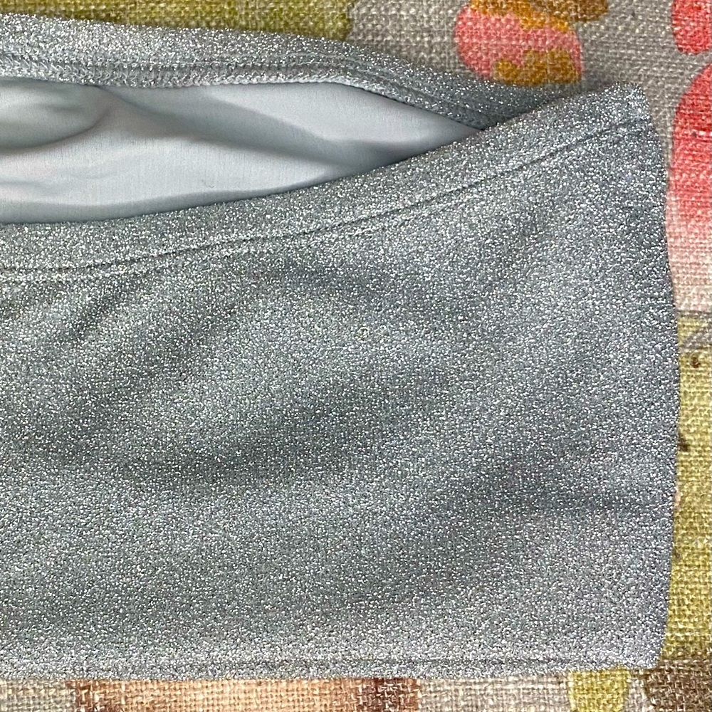 Good American Bandeau Size 2 Medium Silver NWT Retail $55